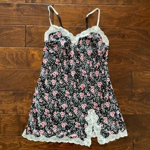Small Victoria’s Secret Floral Silk Lingerie Slip